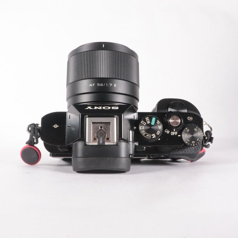 Sony Alpha 7S + Vitrox AF 56/1.7 E Lens - Nette staat — Used Products
