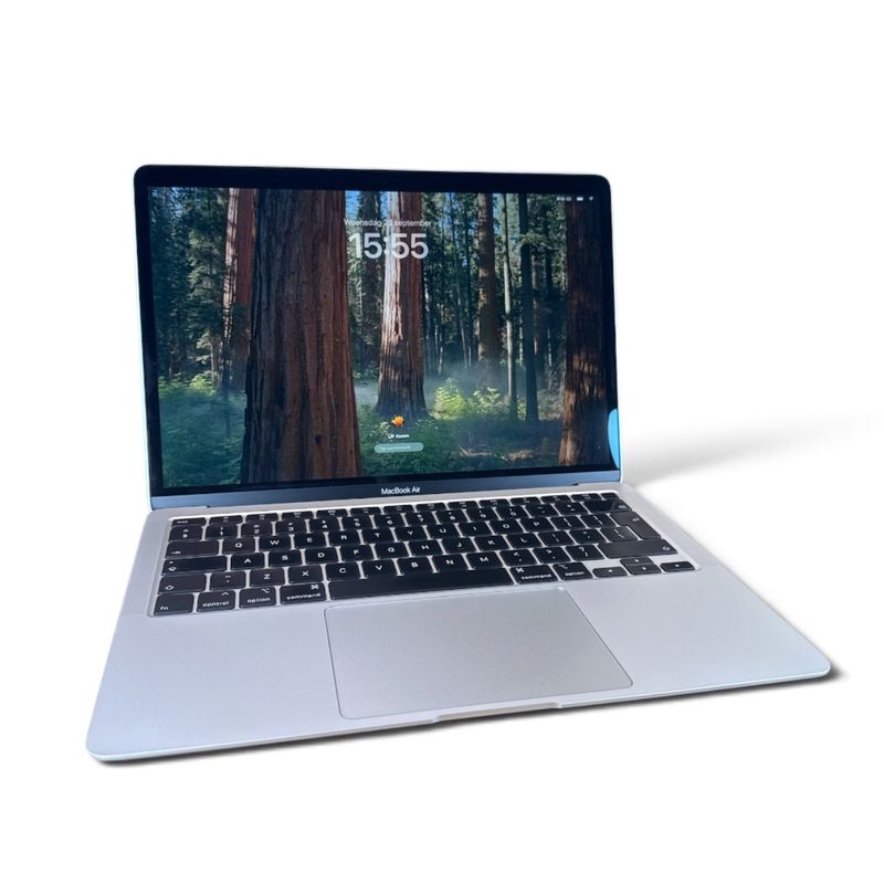 Apple Macbook Air 2020 | i3, 8GB, 256GB | 193 Cycli — Used Products