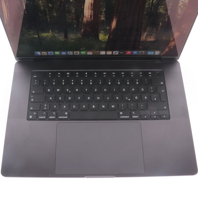 MacBook Pro 2024 16