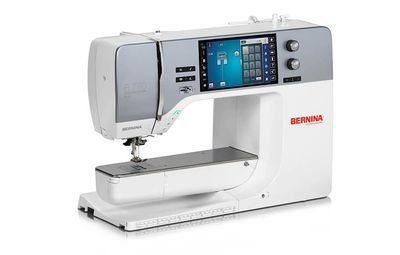 BERNINA 770 QE Sewing Machine