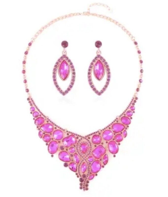Fuchsia Glass Necklace with Earrings