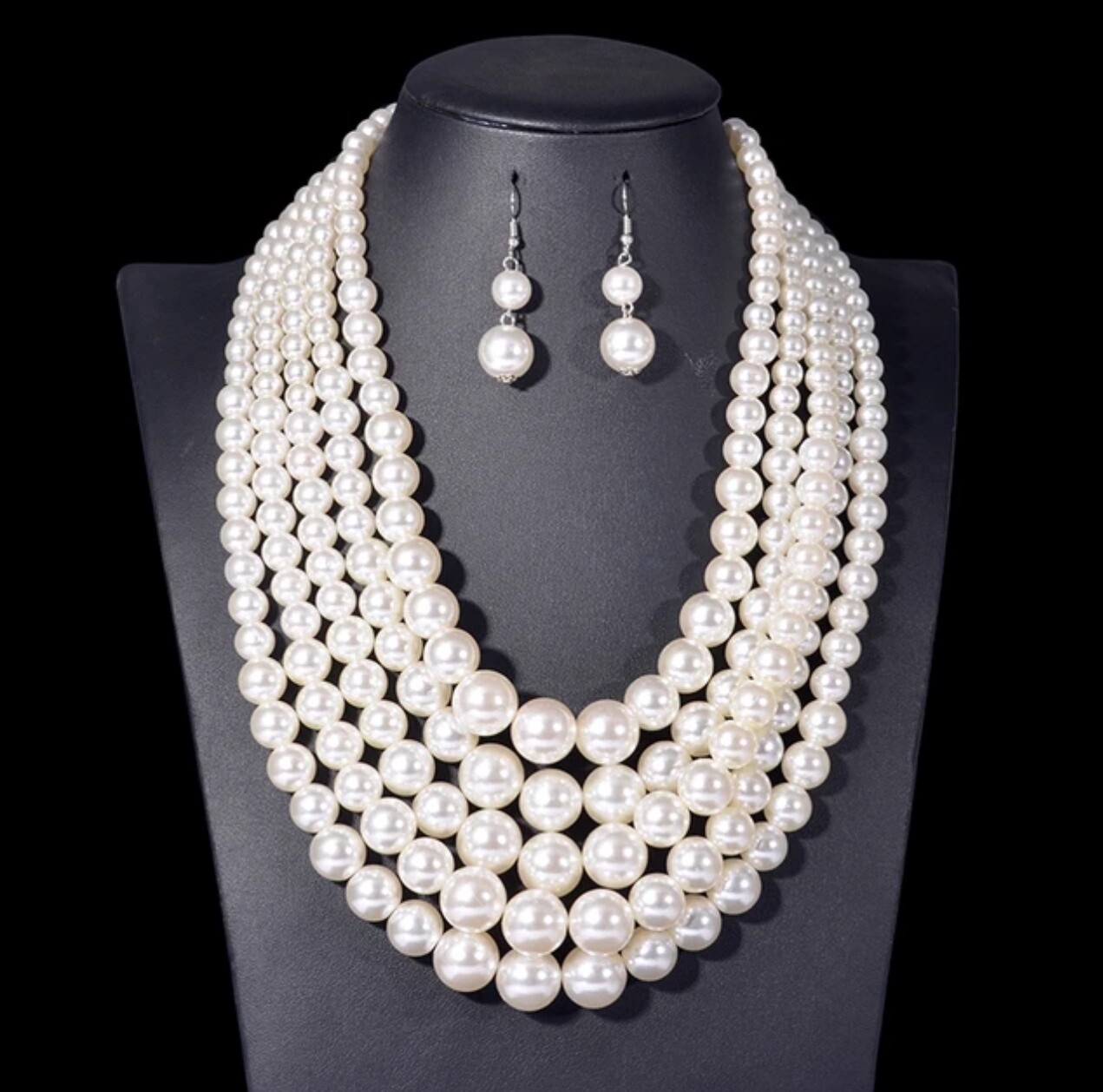 Beaded Pearl Necklace