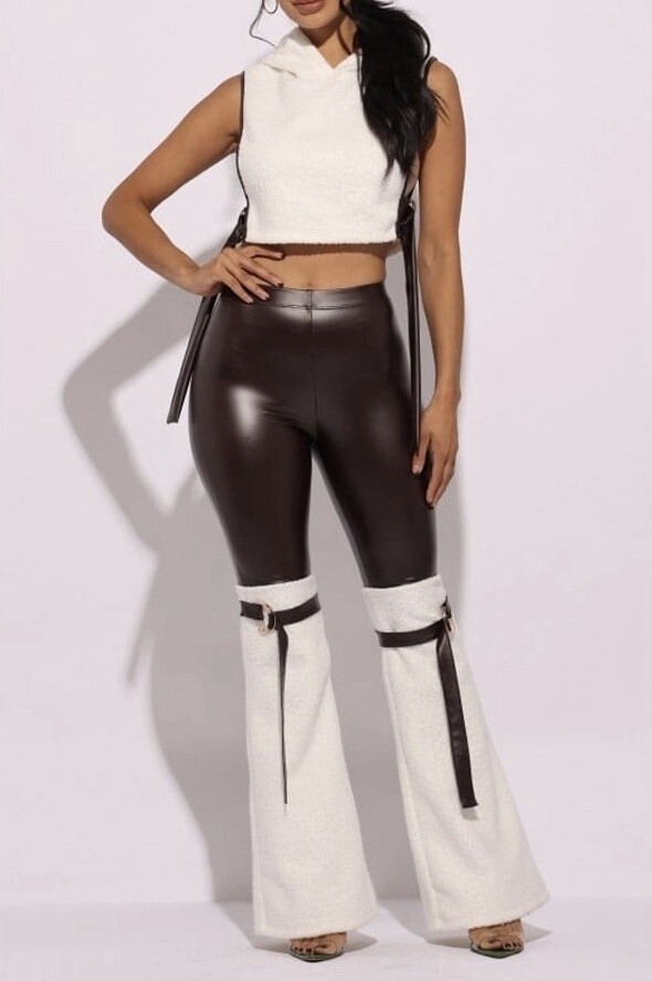 Plus Size D-Ring Detailed PU Contrast Pants