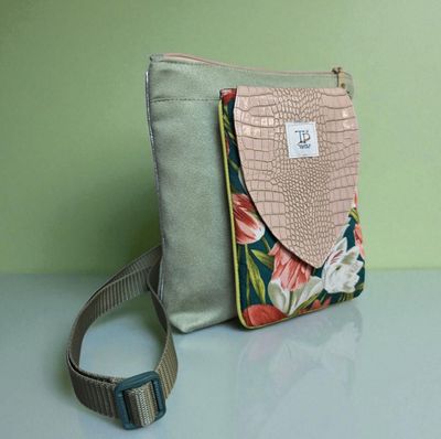 Mini Kameleon et ses pochettes téléphone interchangeables