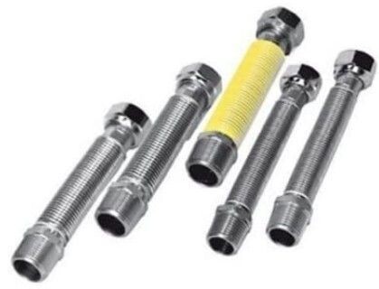 Kit raccordi 5 giunti flessibili acciaio per collegamento allacciamento caldaia all'impianto Kit raccordi 5 giunti flessibili acciaio per collegamento allacciamento caldaia all'impianto