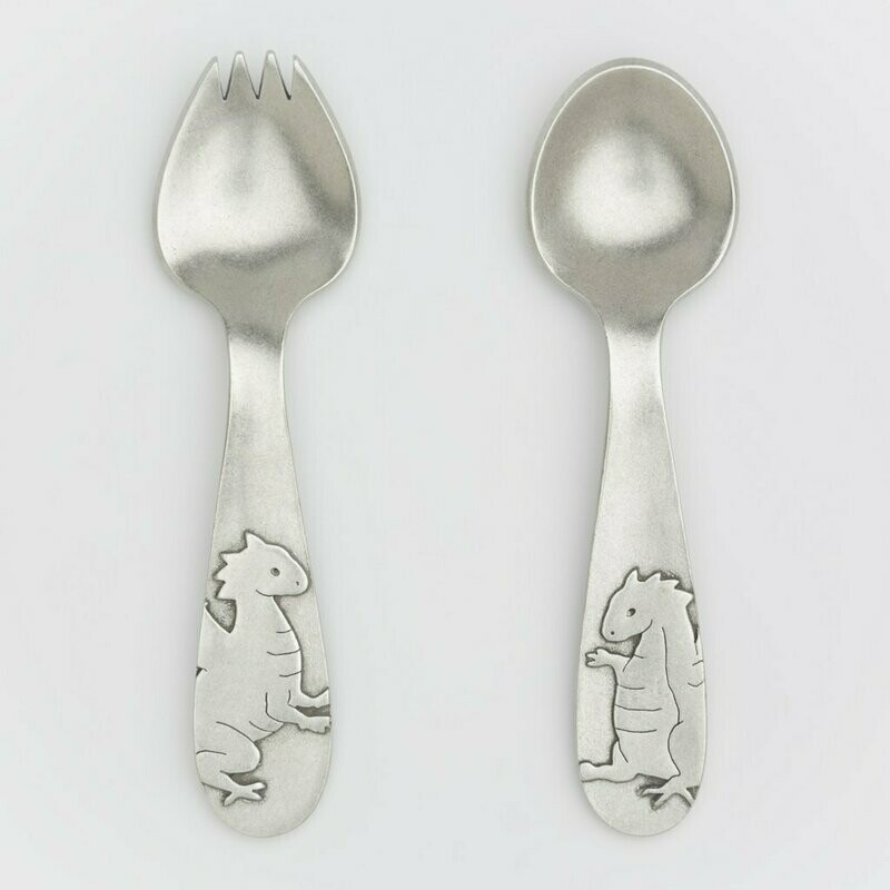 Beehive Handmade: Baby Dragon Feeding Spoon Set