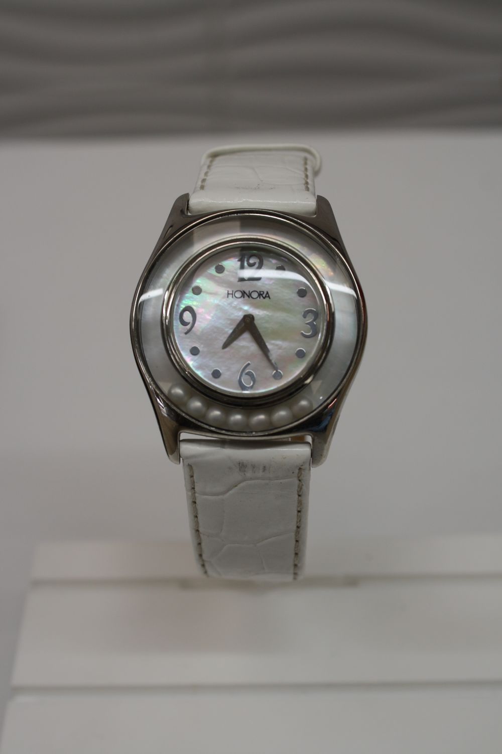 Honora Mother of Pearl Dial