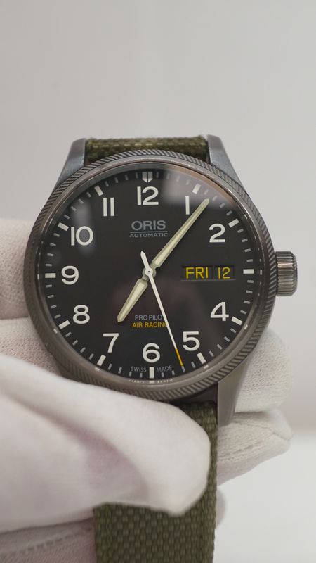 Oris Pro Pilot Air Racing 7698