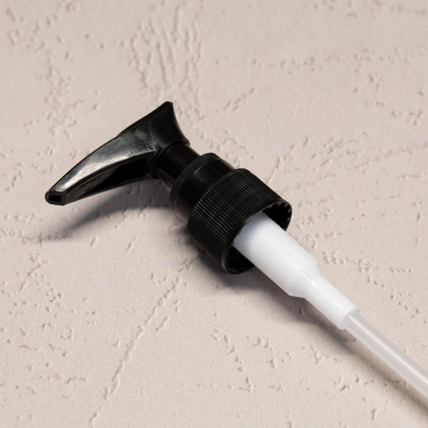 Assorted 20mm Closures, Type: 20-410 Black Saddle Pump