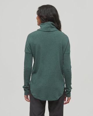 W Highwood Turtleneck*