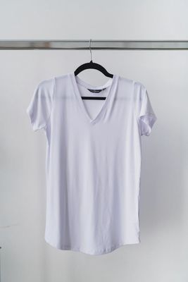 U/W The V-Neck Perfect Tee*