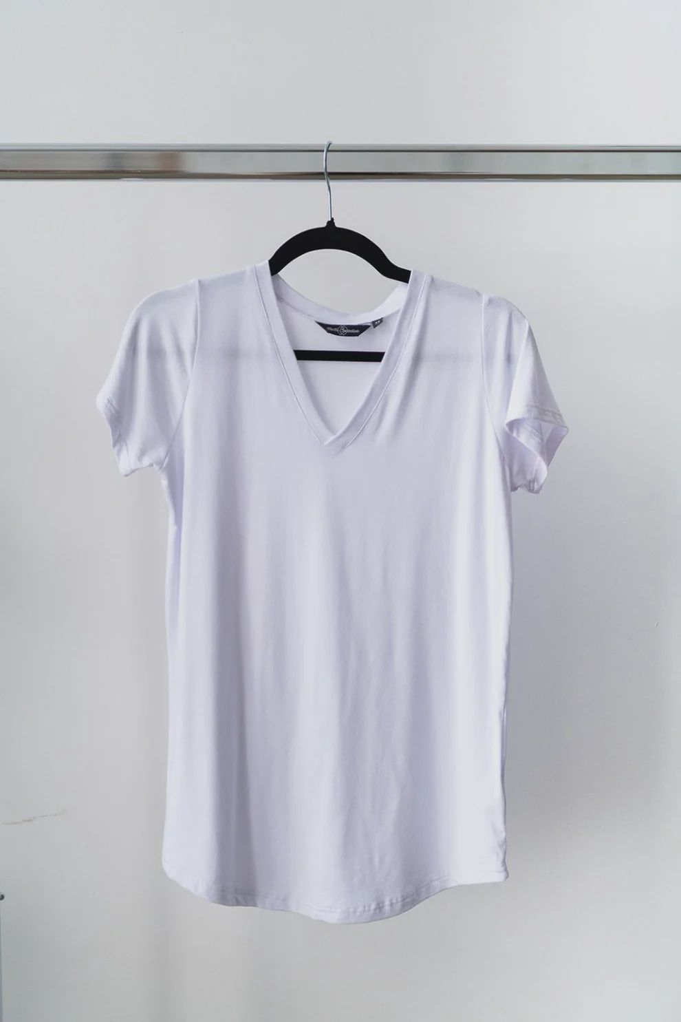 U/W The V-Neck Perfect Tee*, Colour: White, Size: 3X