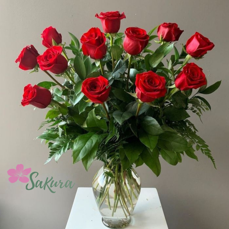 12 rosas rojas