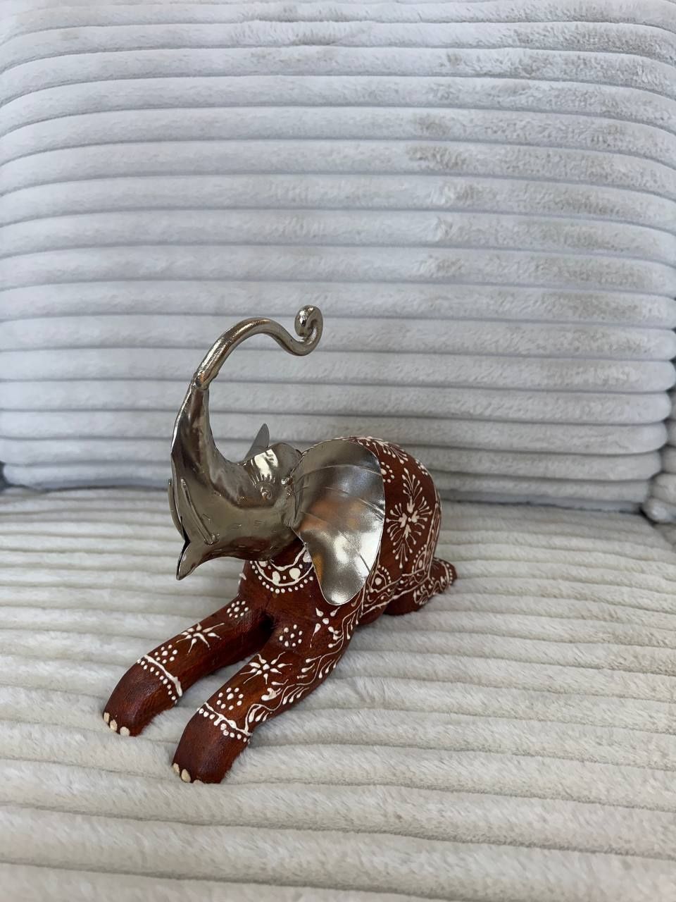 elephant made of wood/iron Hana Color Brown S