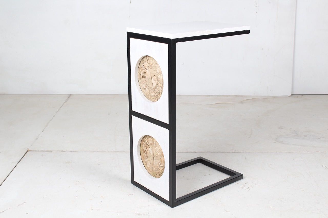 Mango Iron Side Table, Colour: white