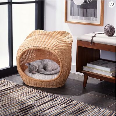 Cat Bed in Natural Rattan