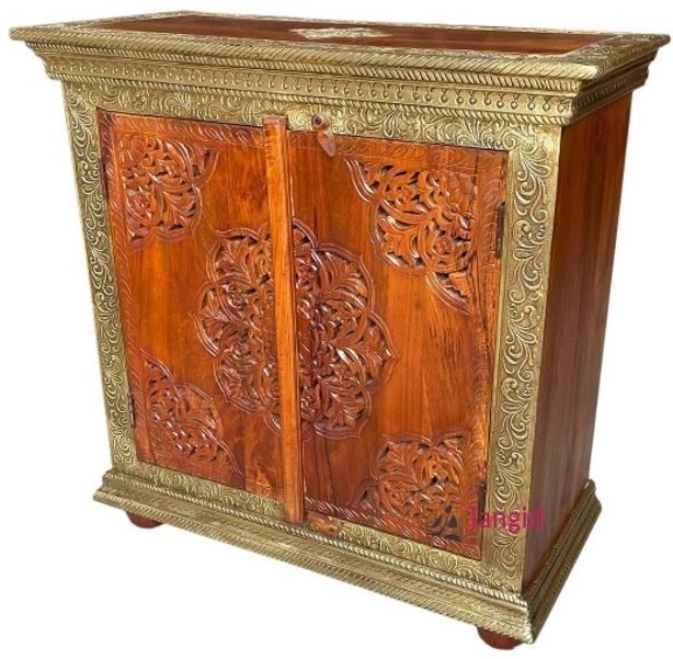 WDN BRASS FITTED SIDEBOARD 31