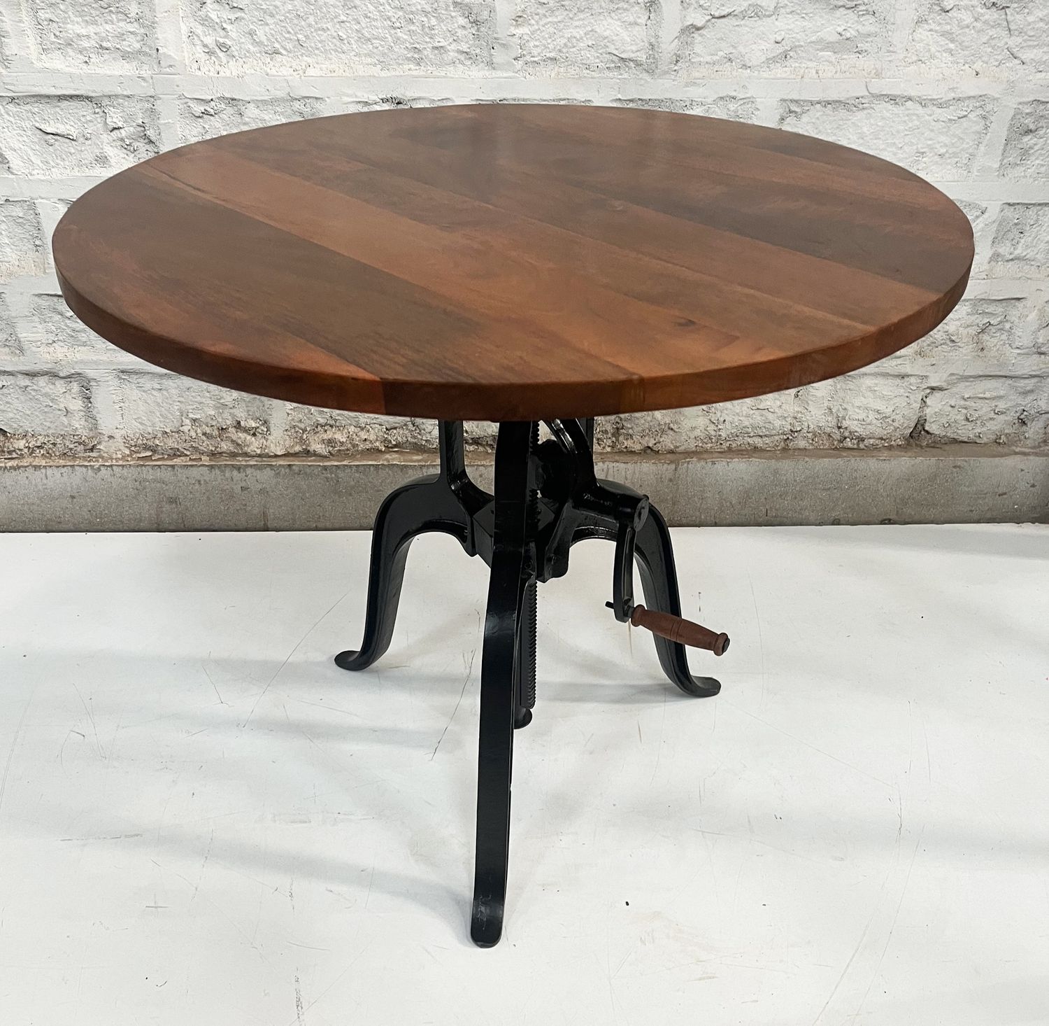 IRON AND WDN DINING TABLE 39