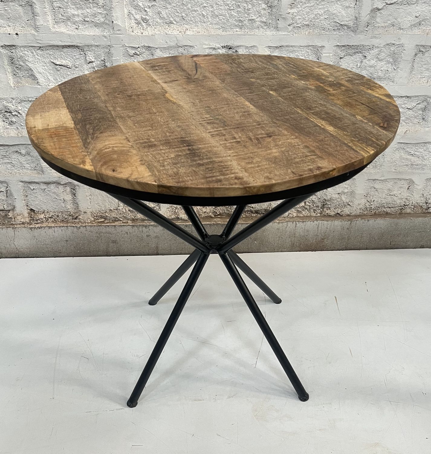 IRON AND WDN DINING TABLE  37