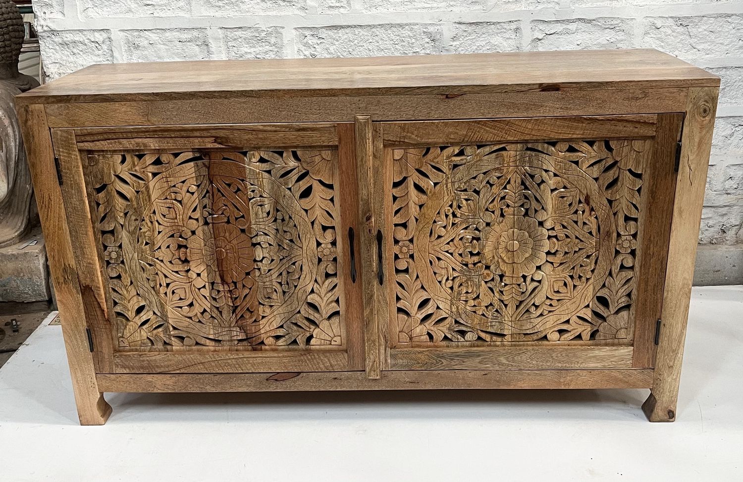 WDN SIDEBOARD 45