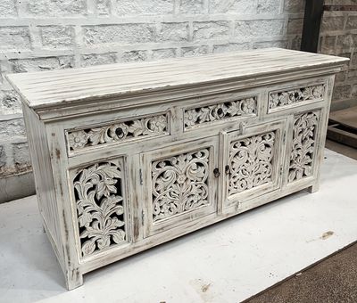 WDN SIDEBOARD 48
