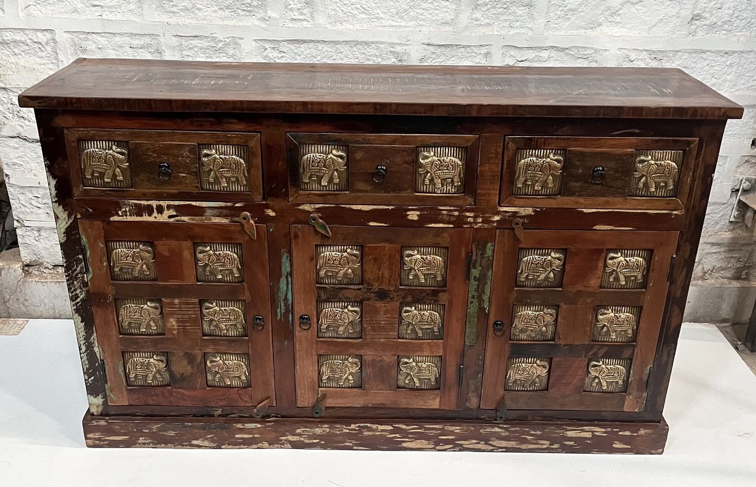 WDN BRASS FITTED SIDEBOARD 60