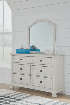 Robbinsdale Dresser and Mirror 6  drawers