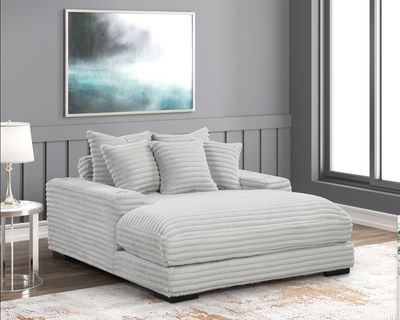 Chaise Lounge with Two Cup Holder