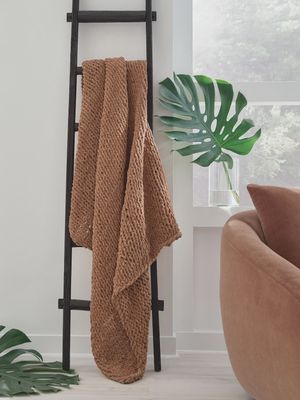 Pottery Throw