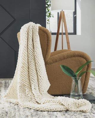 Pottery Throw