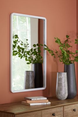 Brocky - Accent Mirror - Rectangle - White - White