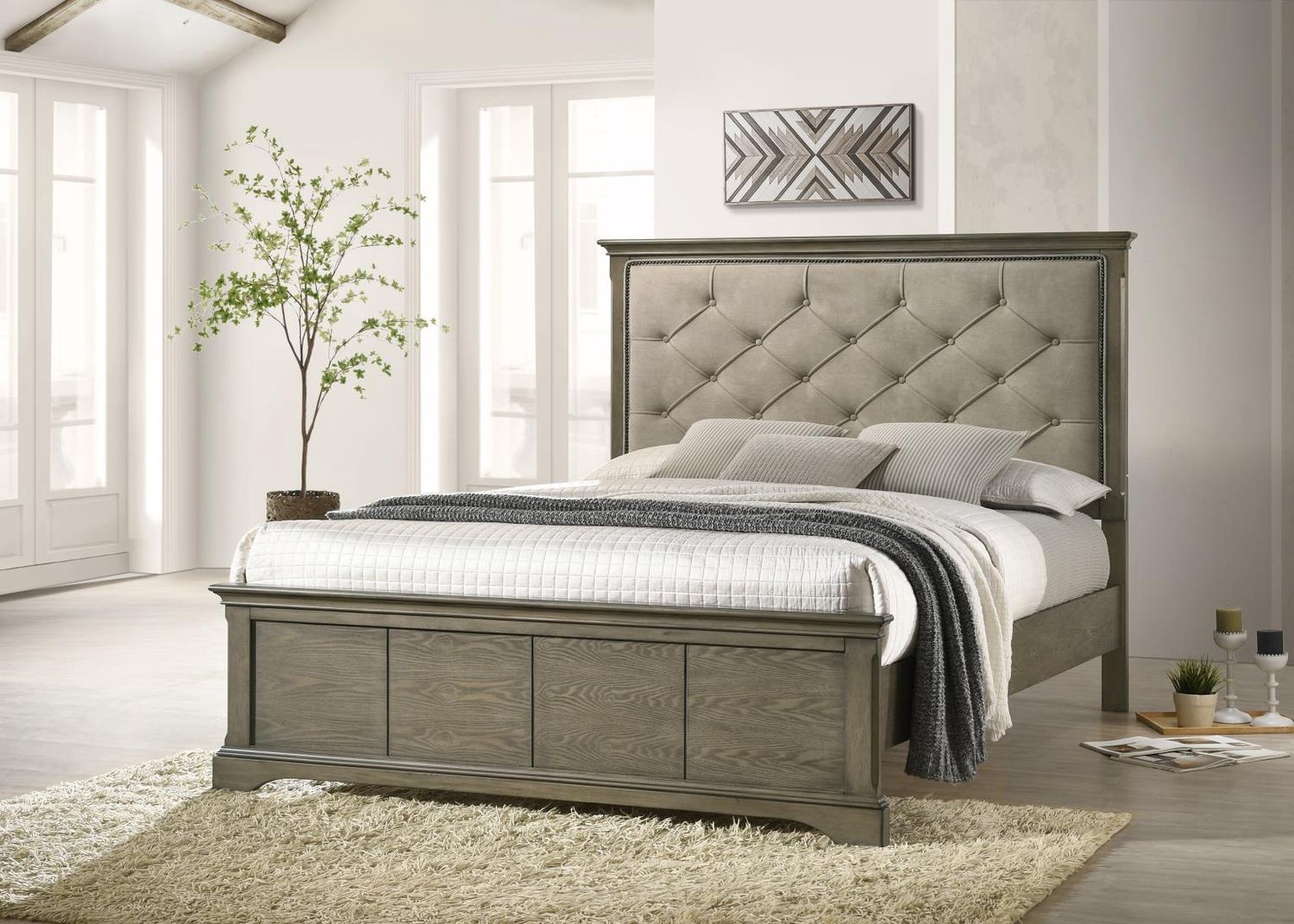 B312 - Medium King Bed - Dark Ash - Light Brown / King