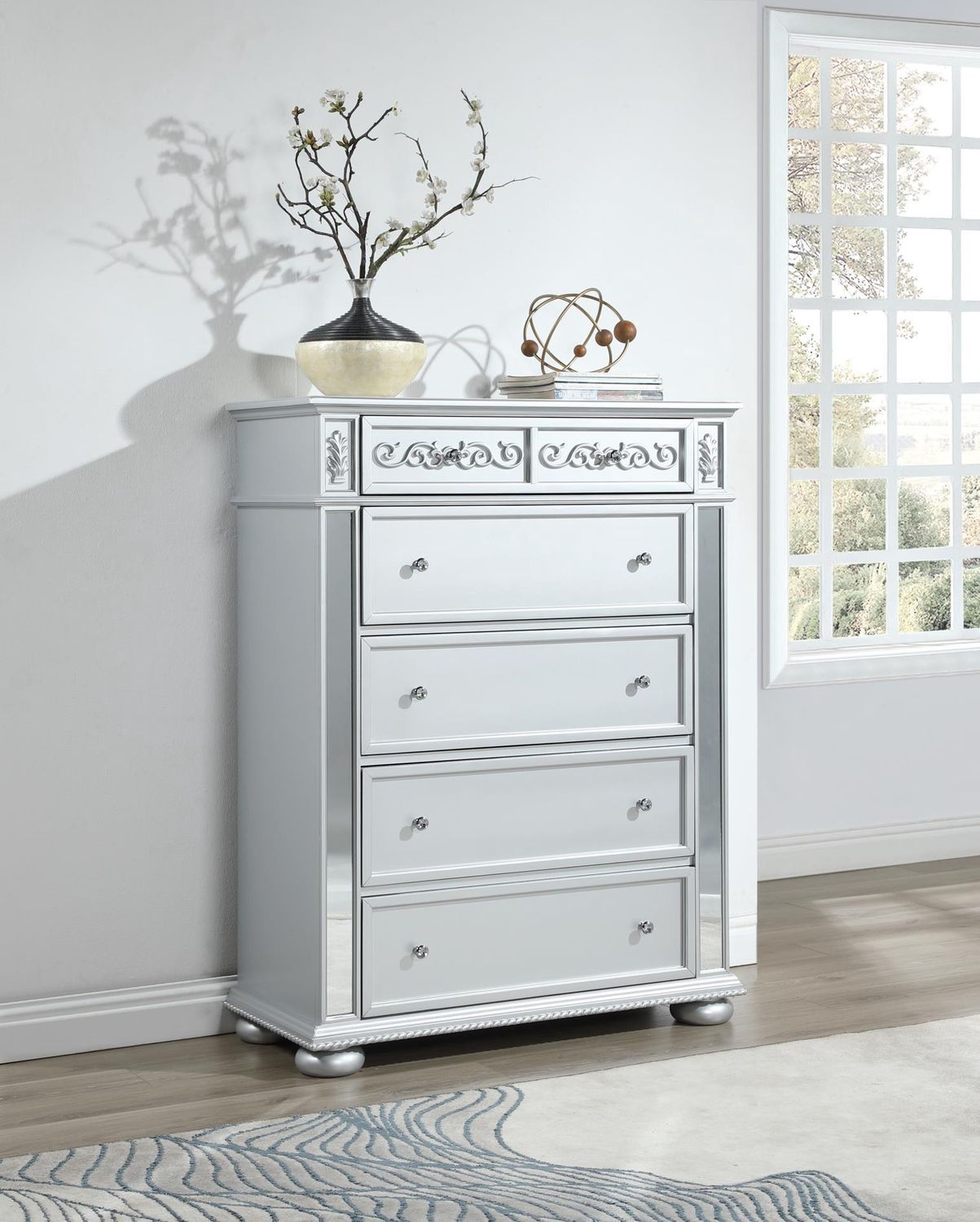 B092 - Chest - Gray