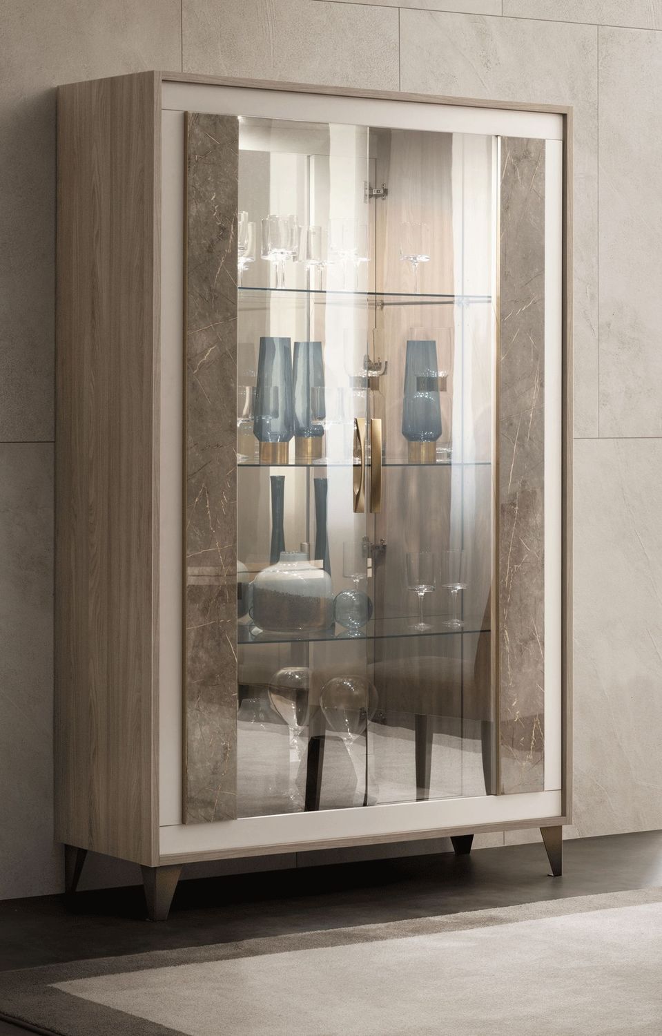 ArredoAmbra - 2 Door Glass Cabinet - Light Brown