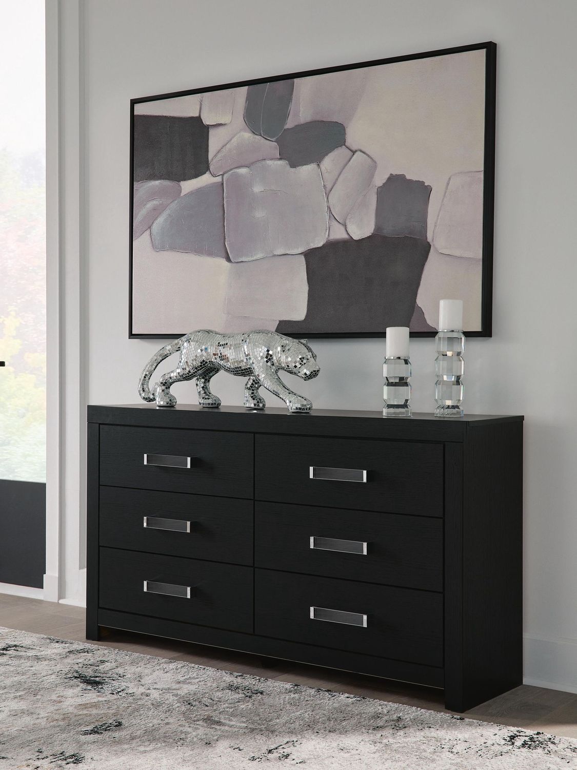 Maeling - Six Drawer Dresser, Color: Black