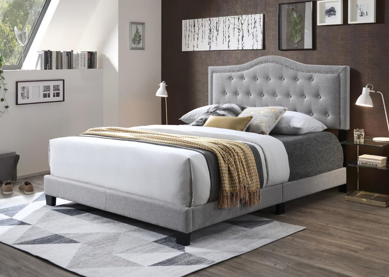 B601 - Bed, Size: King