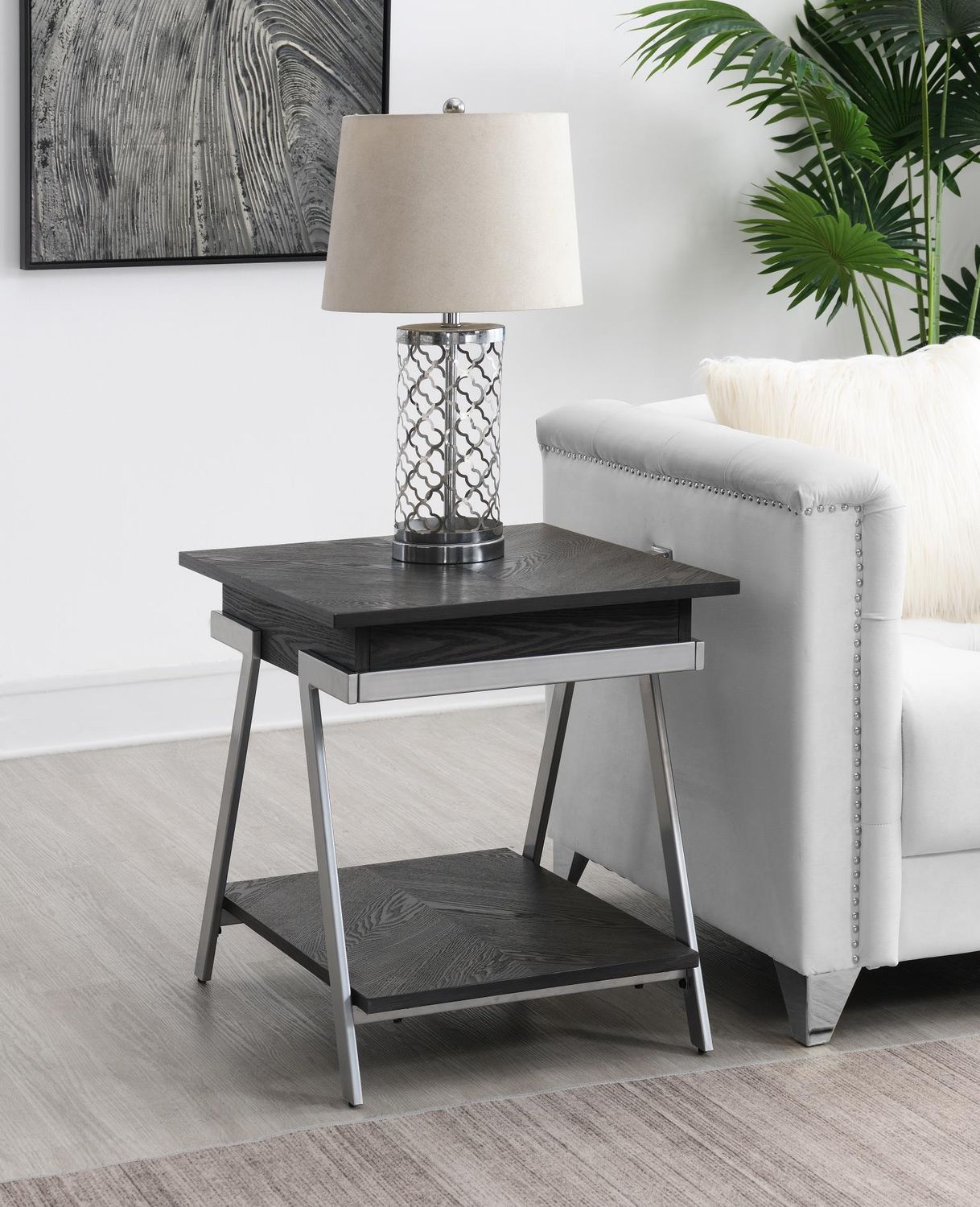 T101 - Table, ProductType: End Tables