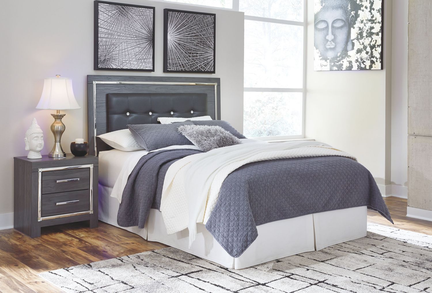 Lodanna - Upholstered Panel Headboard, Size: Queen