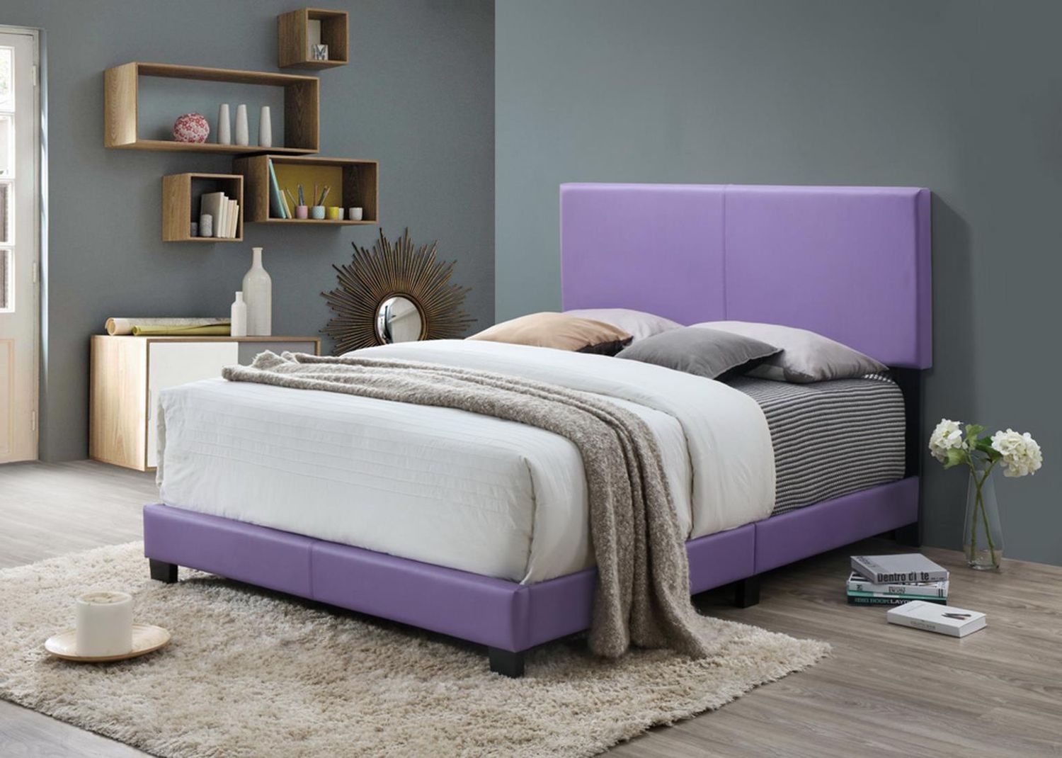 B618 - Bed, Size: Full