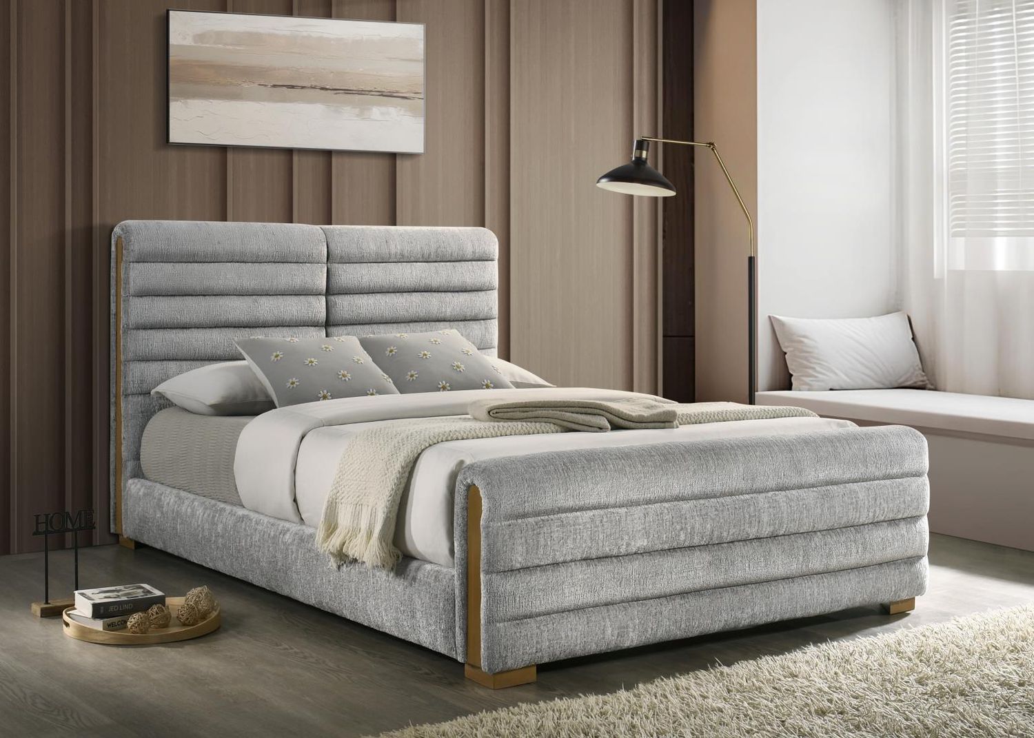 B570 - Bed, Size: King