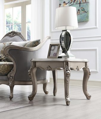 T198 - Traditional Table