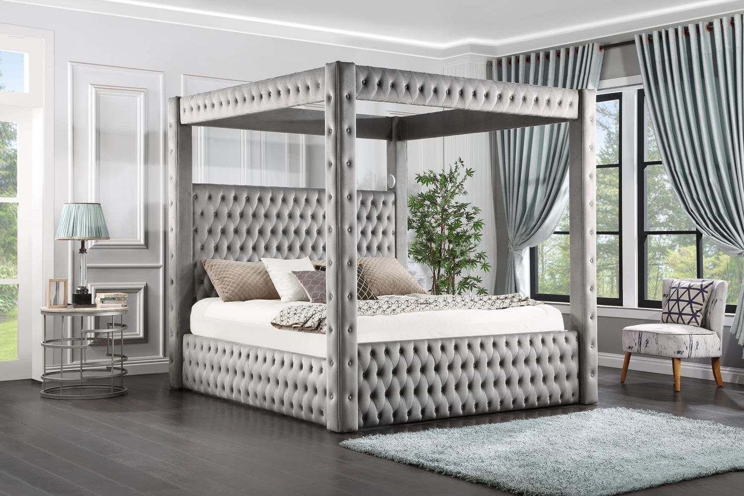 B568 - Velvet Canopy Bed With Bluetooth Speaker &amp; USB, Size: King