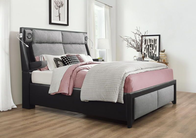 B561 - Bed, Size: King