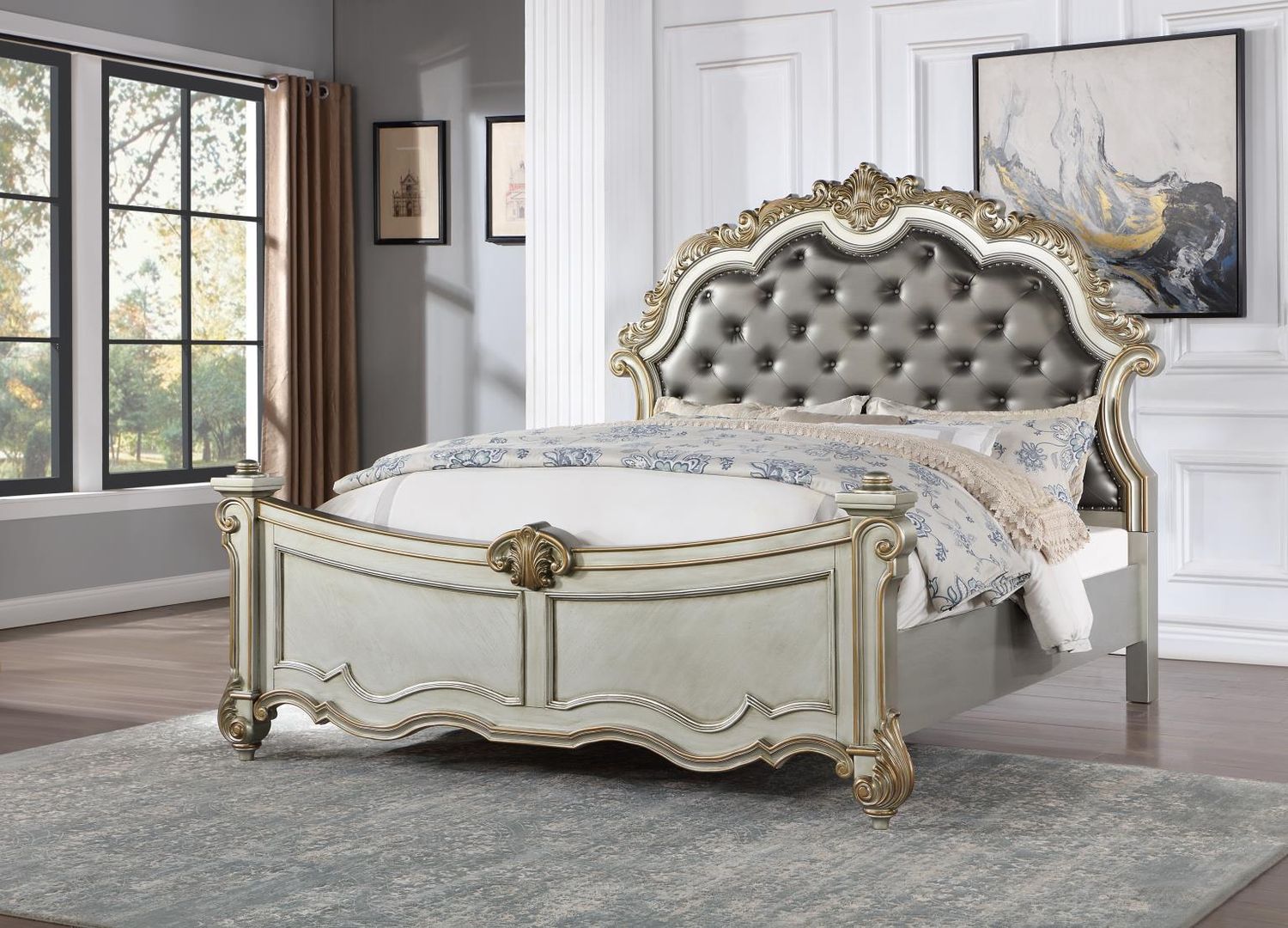 B060 - Bed, Size: King