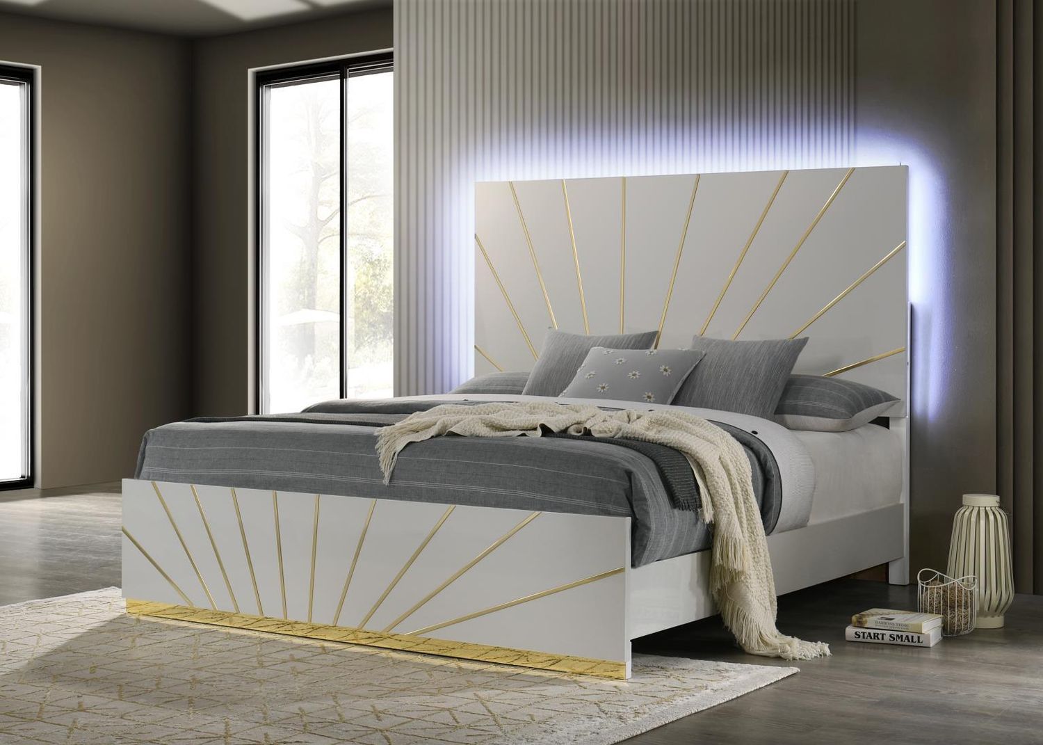 B205 - LED Bed, Size: King