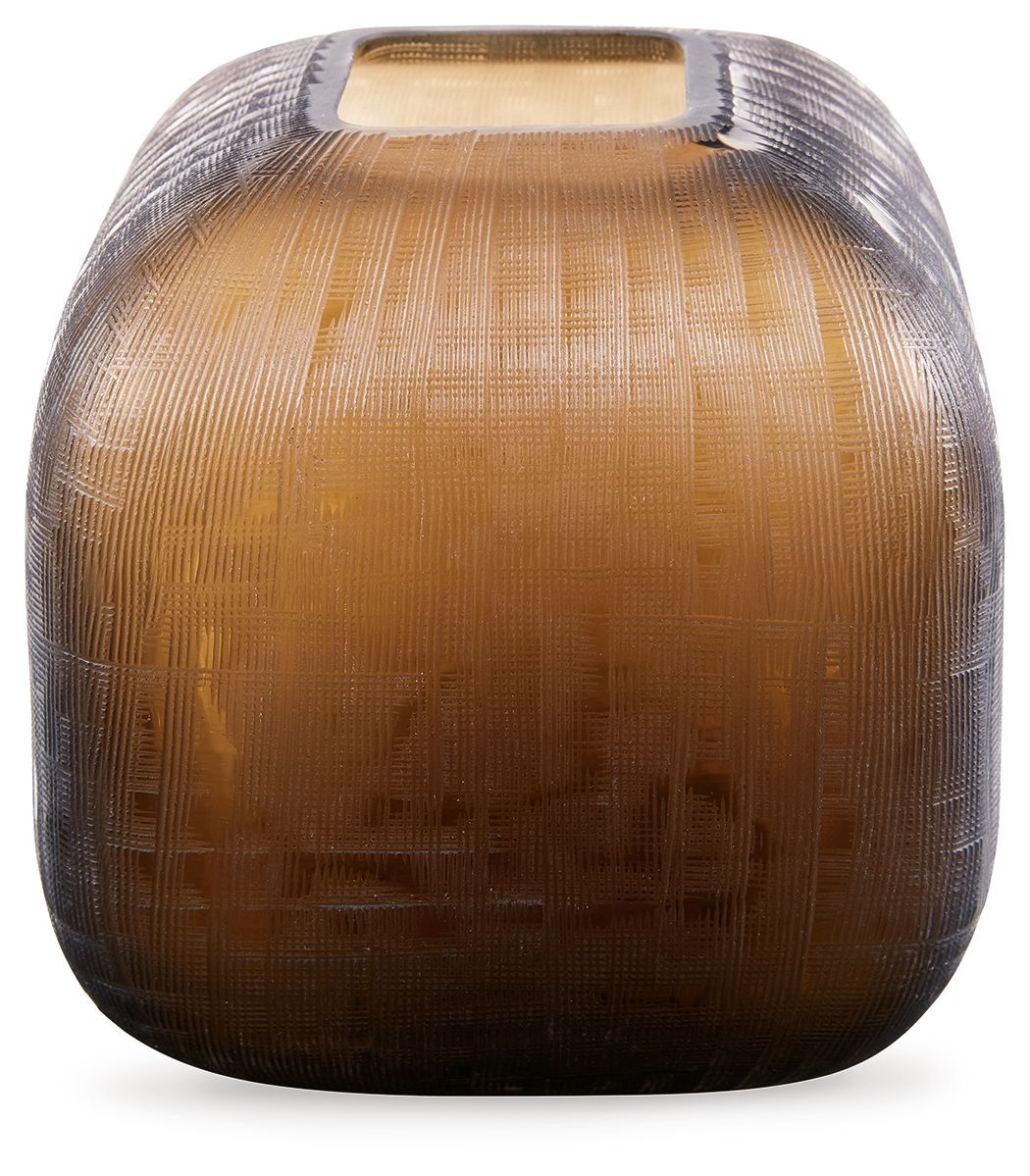 Capard - Vase, Dimensions: 7''W x 7''D x 8''H