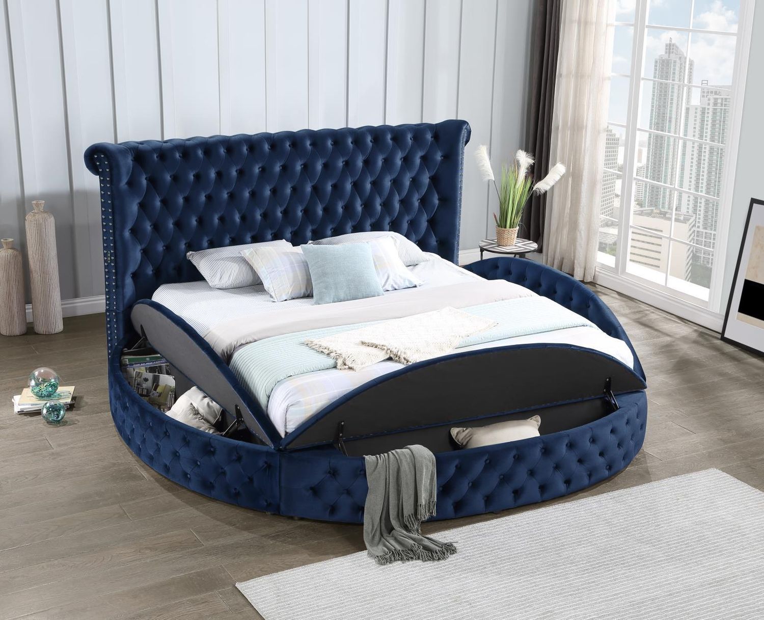 B547 - Velvet Bed With Bluetooth Speaker &amp; USB, Size: King
