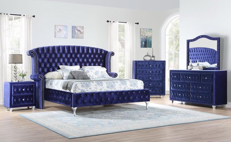 B039 - Velvet Bed, Size: King