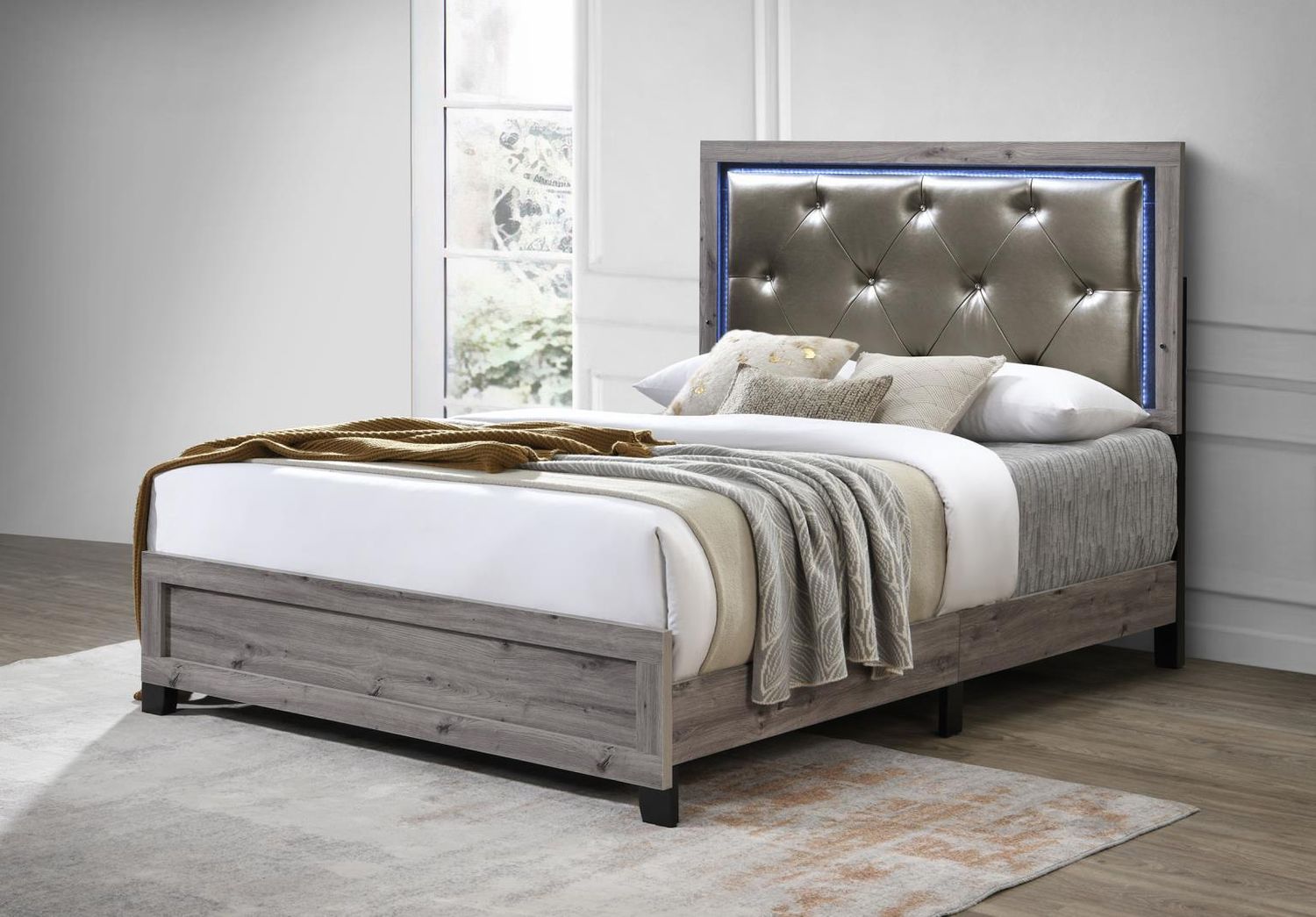B377 - LED Bed, Size: Full