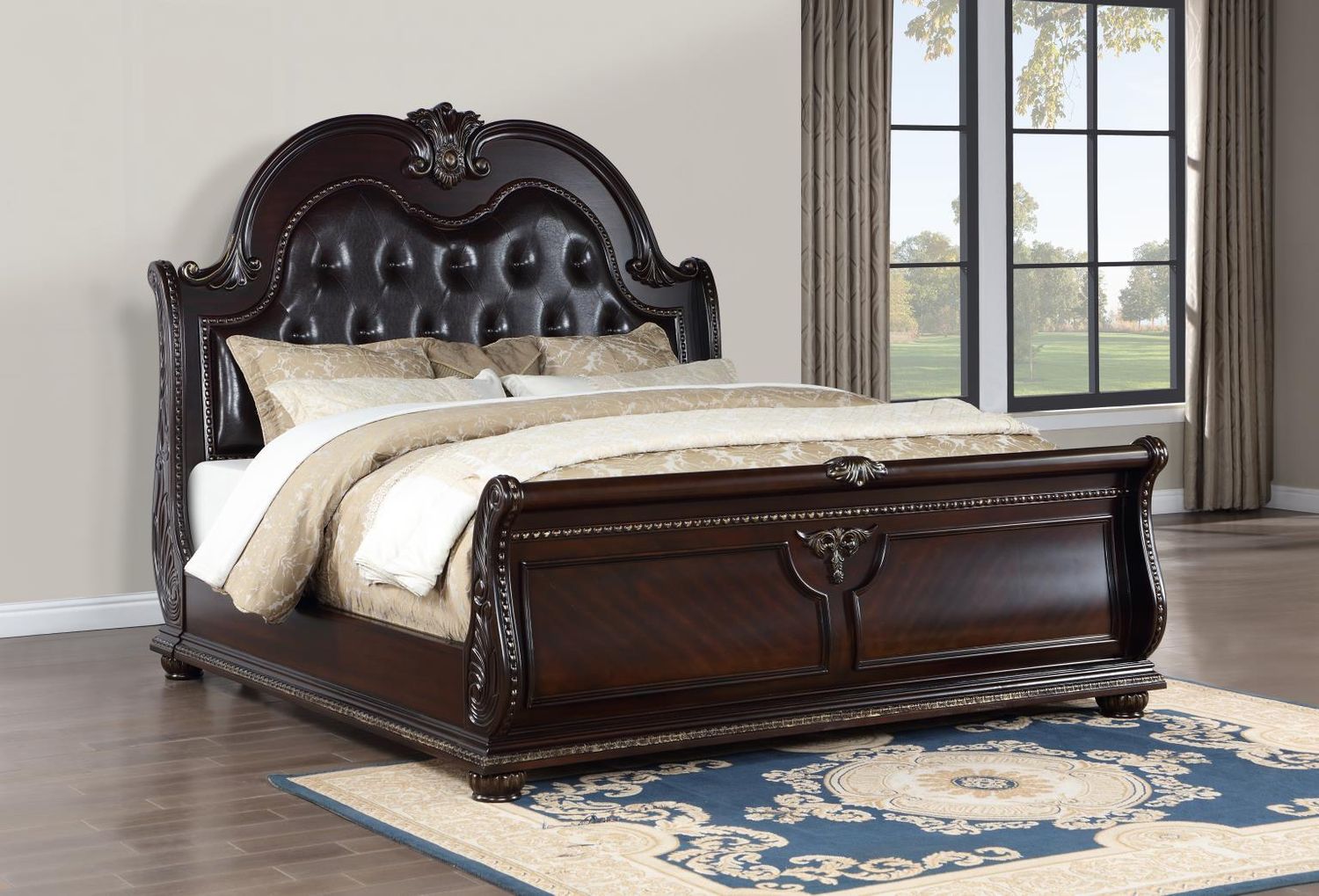 B054 - Bed, Size: King